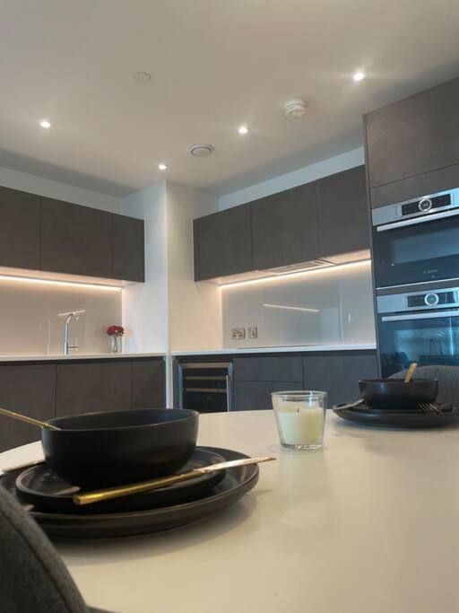 Luxury 2 Bedroom Apartment Manchester City Centre מראה חיצוני תמונה