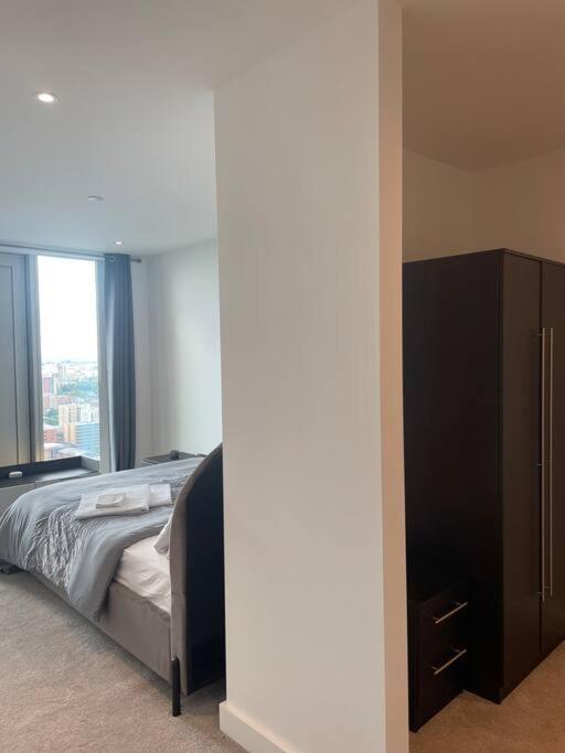 Luxury 2 Bedroom Apartment Manchester City Centre מראה חיצוני תמונה